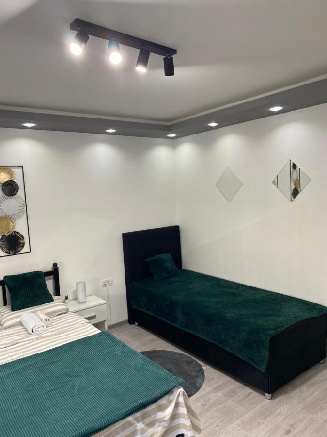 Manirosi 5 Apartment Суботица Екстериор снимка